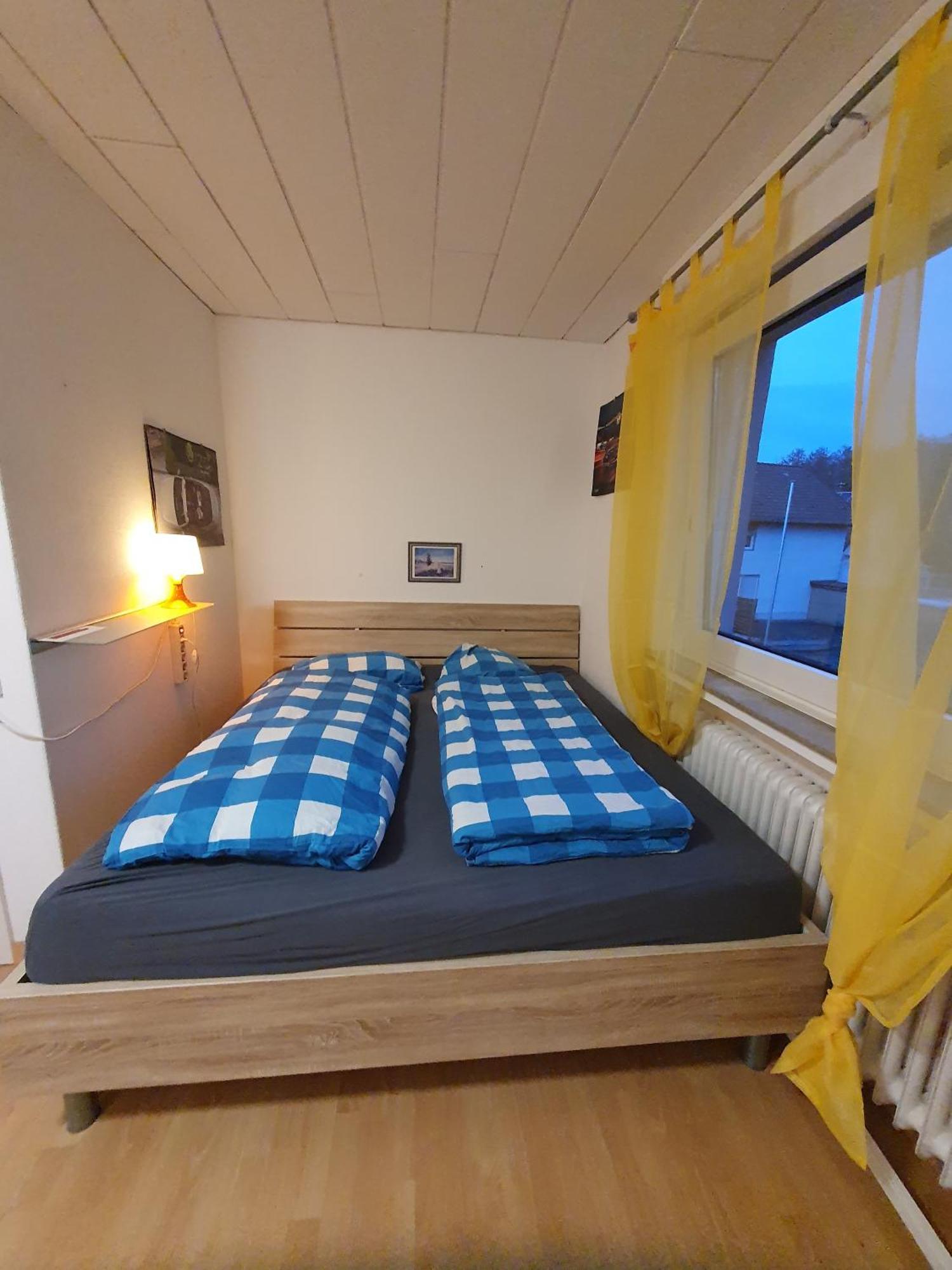 Privat bewohntes Haus ZUR ALLEINNUTZUNG mit Garten und Terrasse - im Kurort Bad Salzuflen Exterior foto